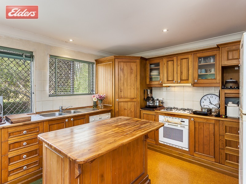 61 Soames St, Everton Park QLD 4053