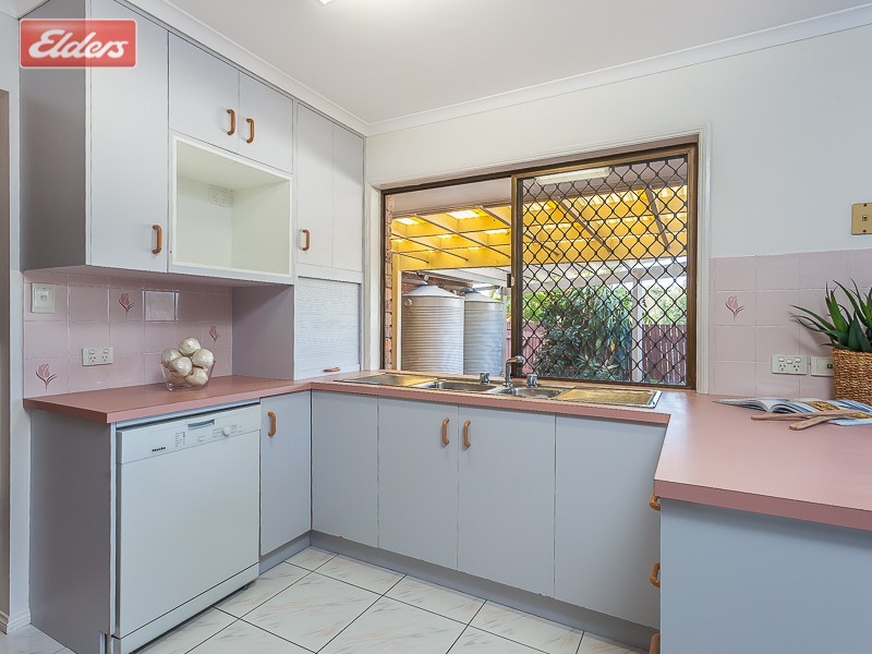 15 Bankhead Crescent, Stafford Heights QLD 4053