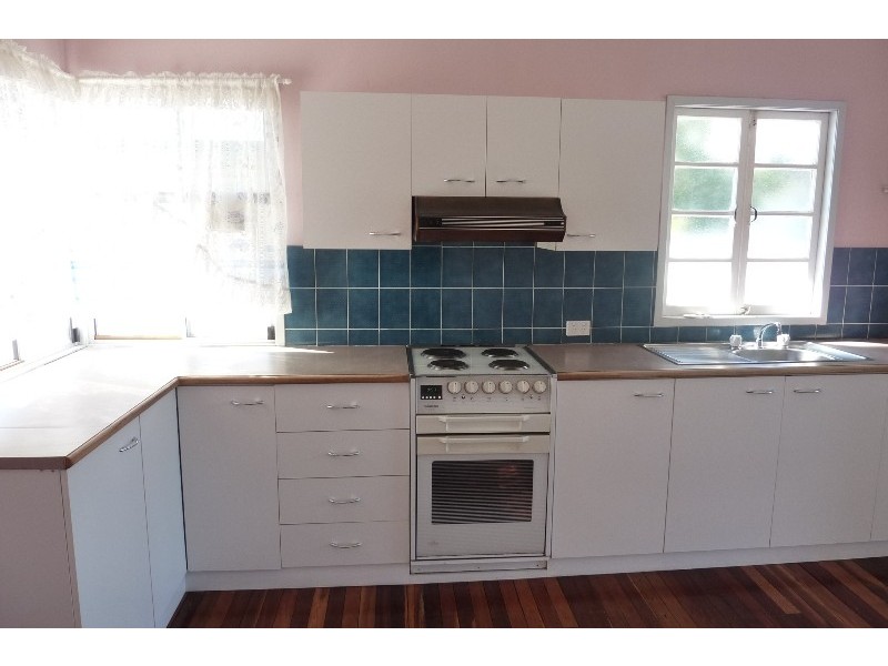 20 Castling Street, Stafford QLD 4053