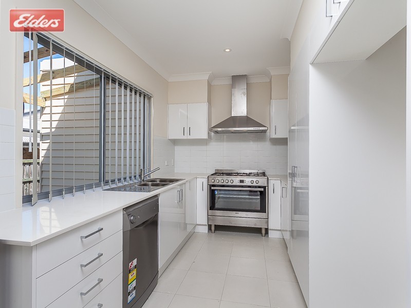 53 Whites Road, Chermside West QLD 4032