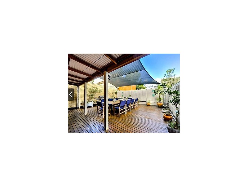 64 Bower Street, Annerley QLD 4103