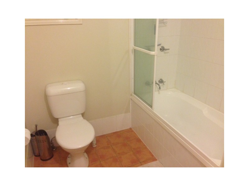 64 Bower Street, Annerley QLD 4103