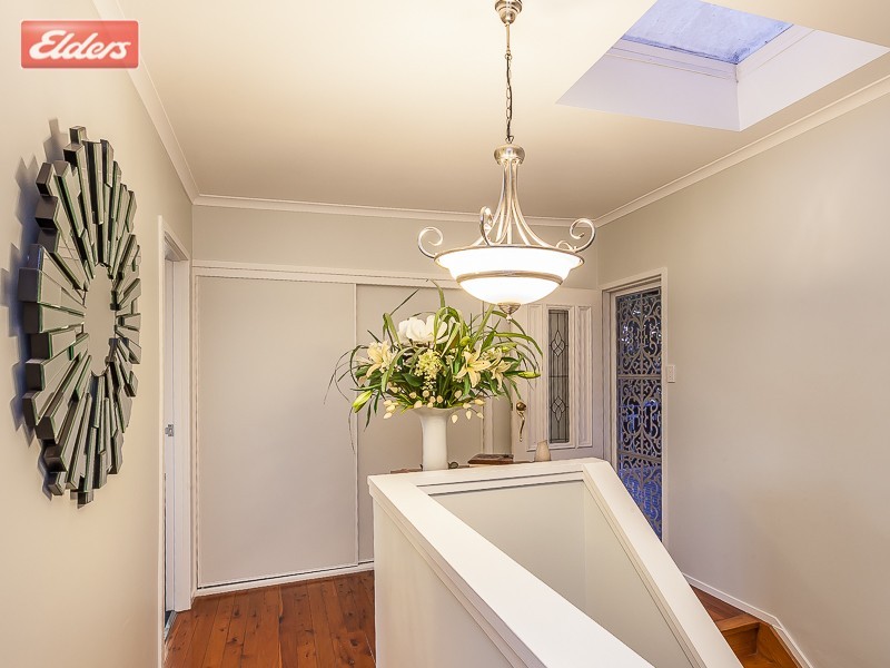 27 Plucks Road, Arana Hills QLD 4054