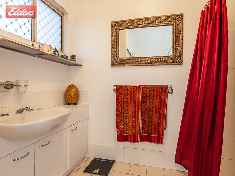 27 Plucks Road, Arana Hills QLD 4054