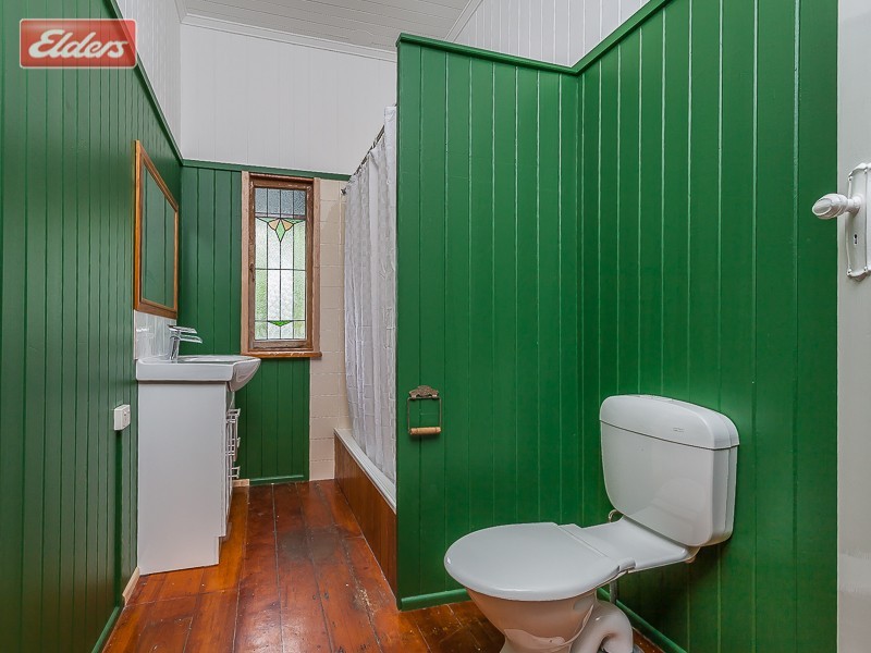 8 Mara Place, Ashgrove QLD 4060