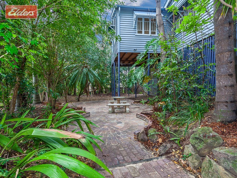 8 Mara Place, Ashgrove QLD 4060