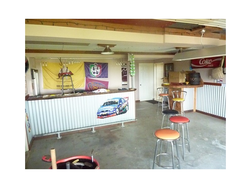 1038 South Pine Road, Everton Hills QLD 4053