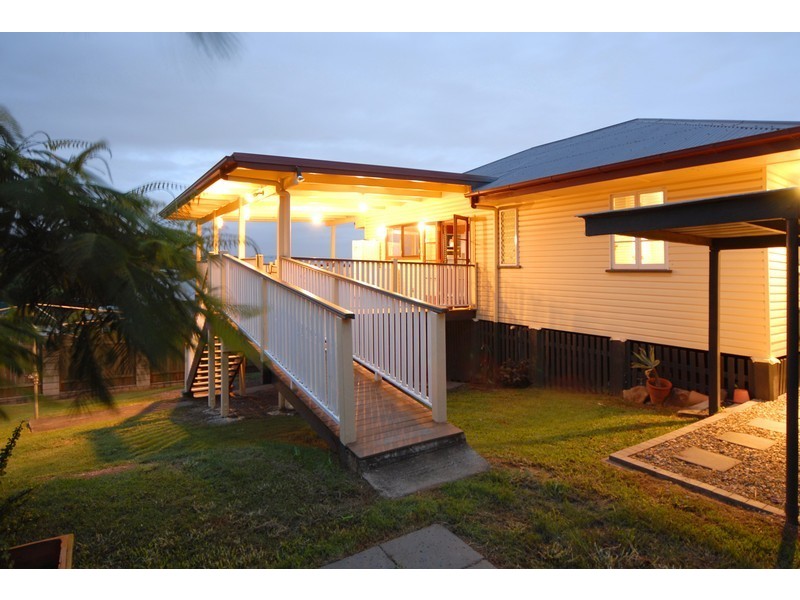 23 Allowrie Street, Stafford QLD 4053