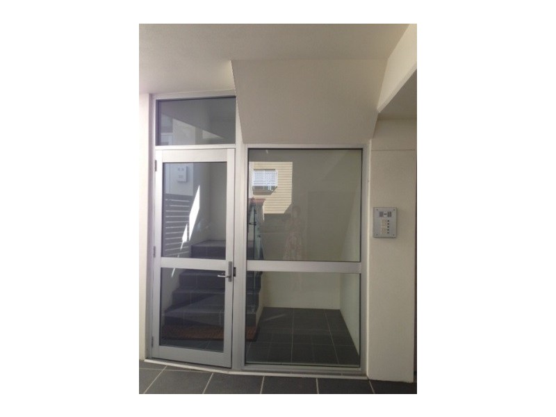 2/62 Rode Rd, Wavell Heights QLD 4012