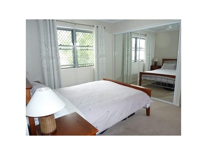 4/15 Stellmach Street, Everton Park QLD 4053