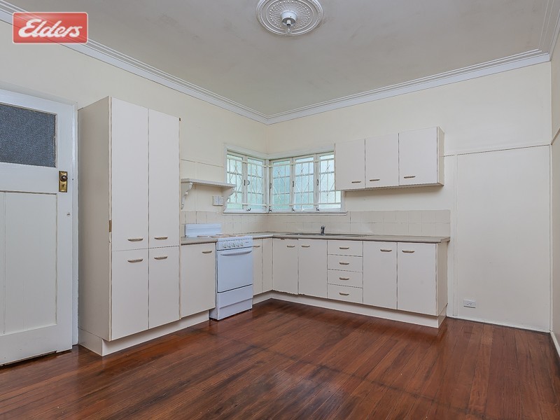 18 Forrest St, Everton Park QLD 4053