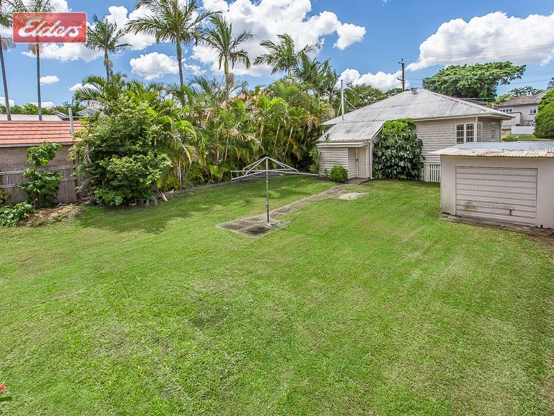 18 Forrest St, Everton Park QLD 4053