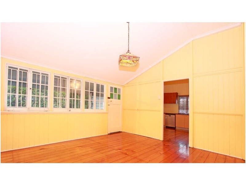 84 Somerset Street, Windsor QLD 4030