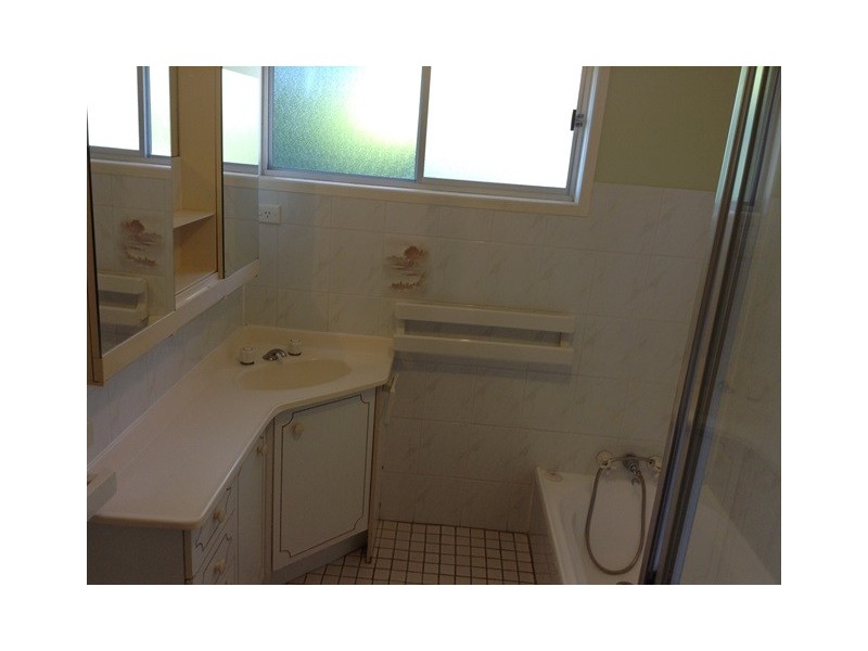 68 Kylie Avenue, Ferny Hills QLD 4055