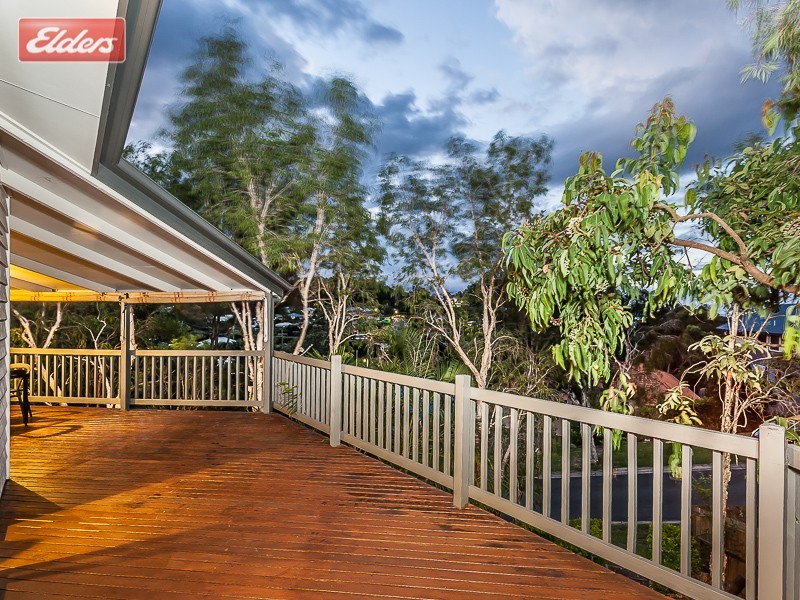 4 Woodgate Court, Ferny Hills QLD 4055