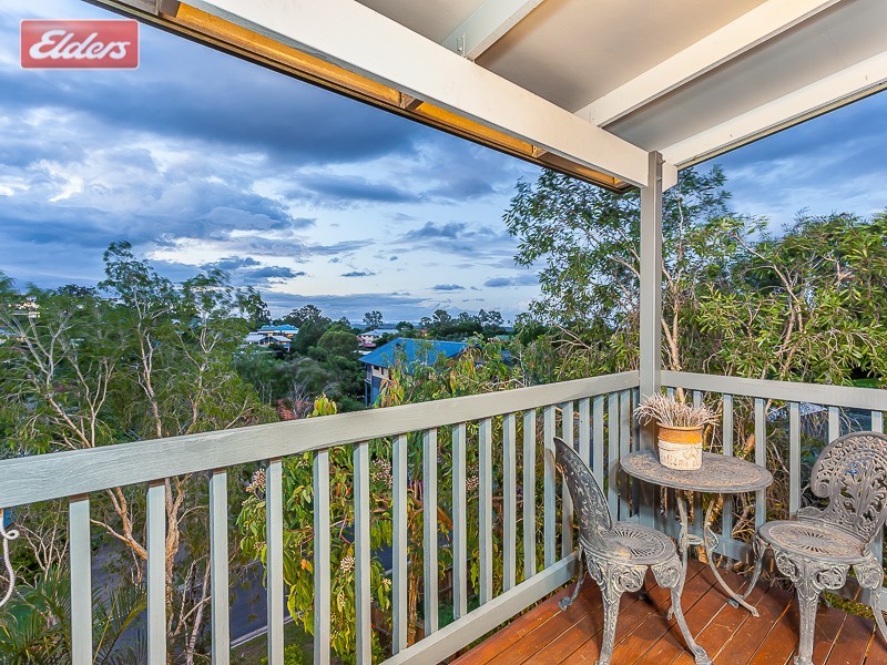 4 Woodgate Court, Ferny Hills QLD 4055