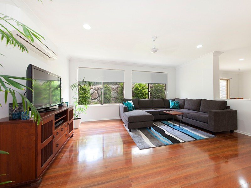 34 Minnelli Place, Mcdowall QLD 4053