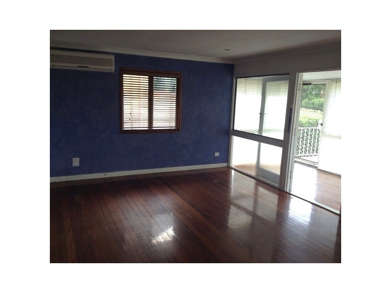 6 Caratel Street, Stafford Heights QLD 4053