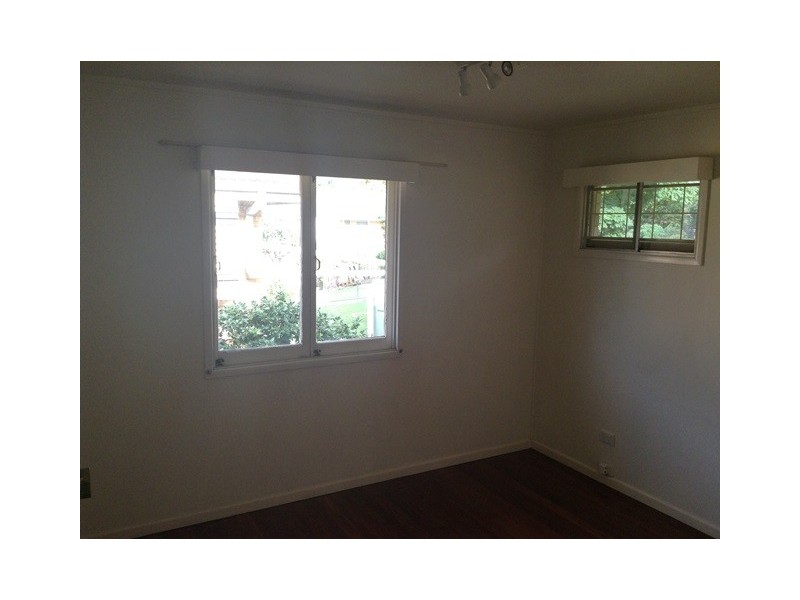 6 Caratel Street, Stafford Heights QLD 4053