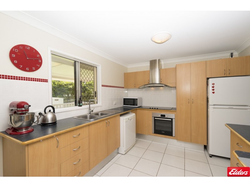 8 Lauren Street, Geebung QLD 4034