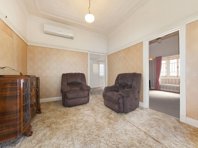 7 Royal Parade, Alderley QLD 4051