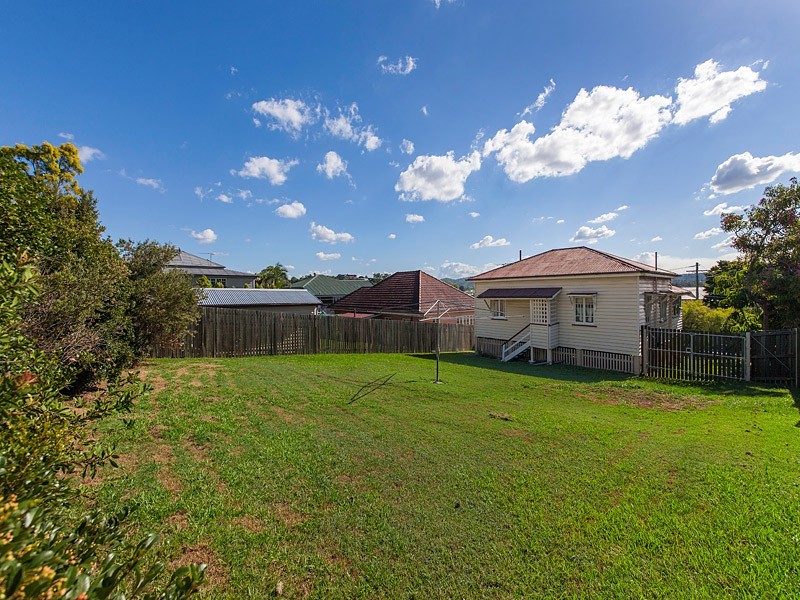 7 Royal Parade, Alderley QLD 4051