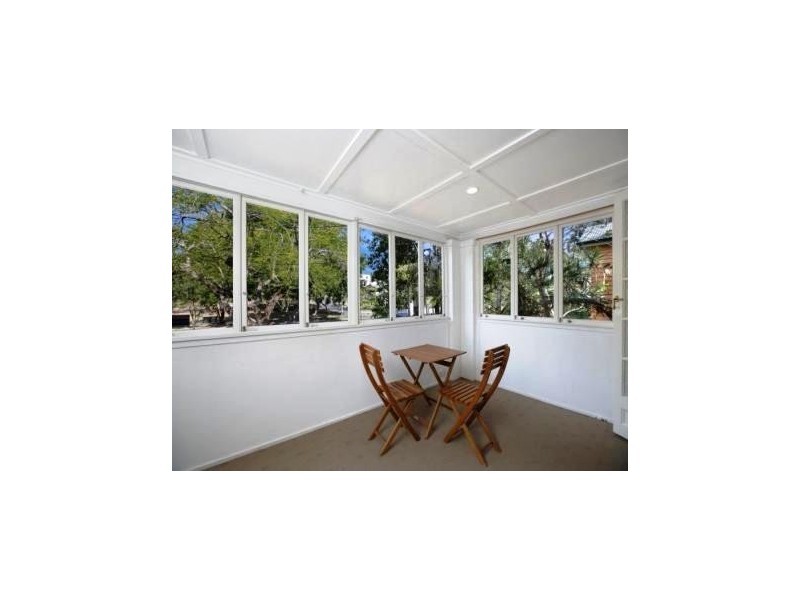 22 Banya Street, Bulimba QLD 4171