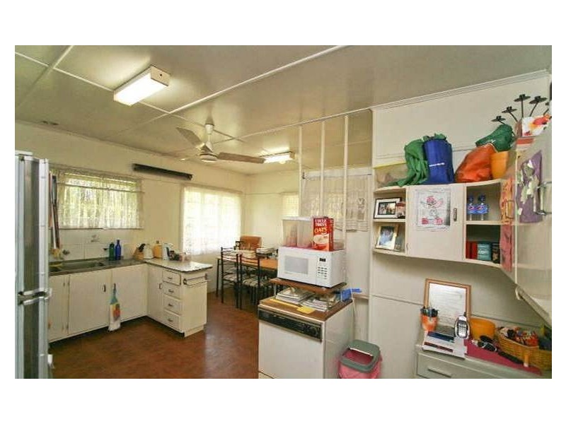 16 Guntur Street, Stafford QLD 4053