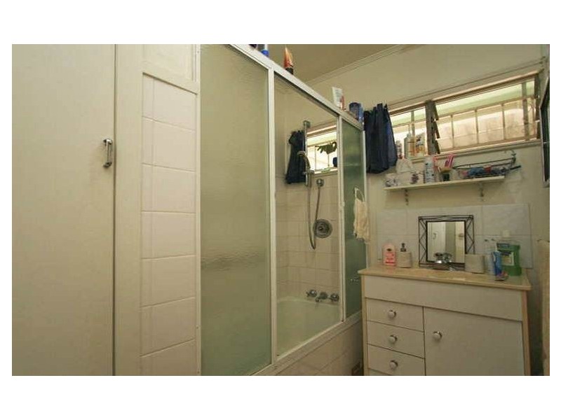 16 Guntur Street, Stafford QLD 4053