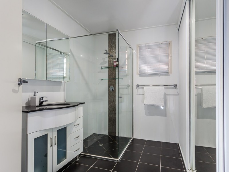 22 White Street, Everton Park QLD 4053