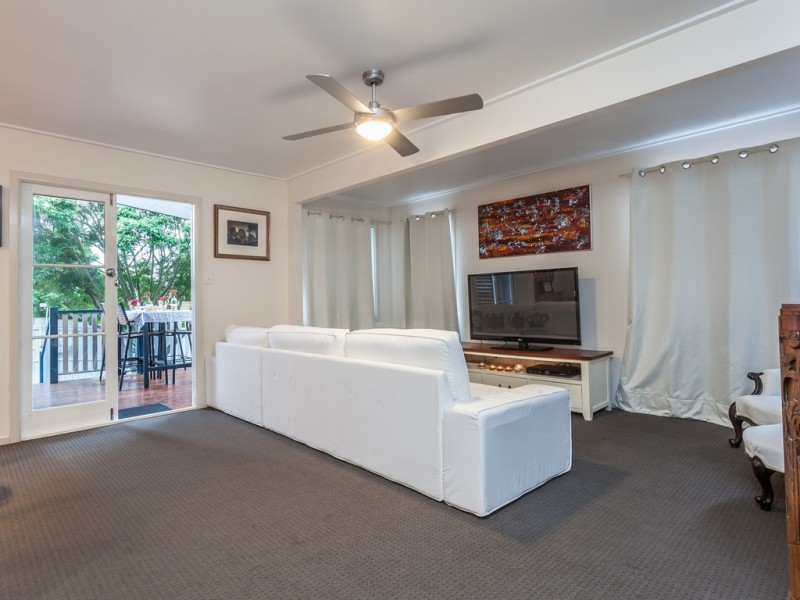 22 White Street, Everton Park QLD 4053