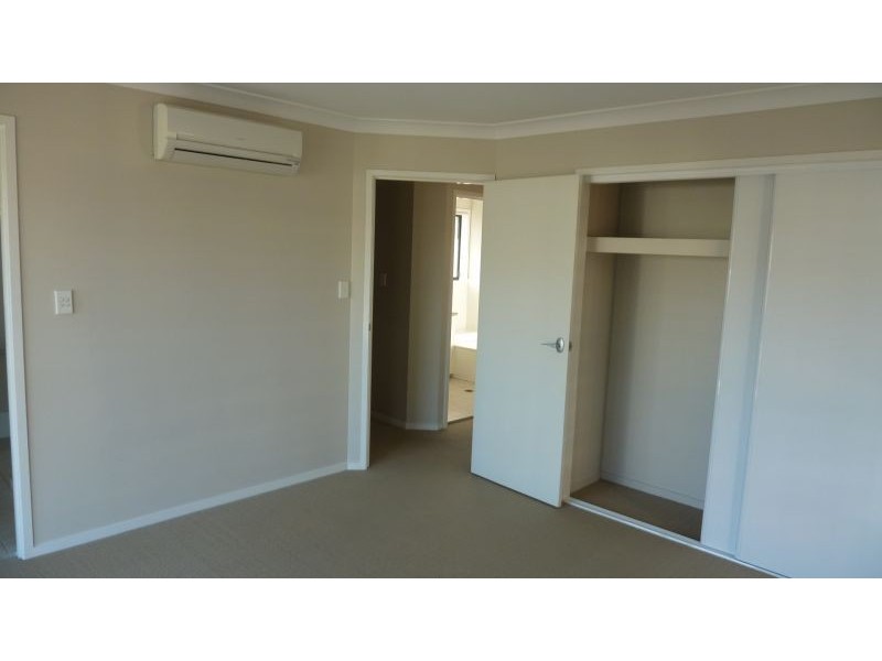 2/5 Seabrook Street, Kedron QLD 4031