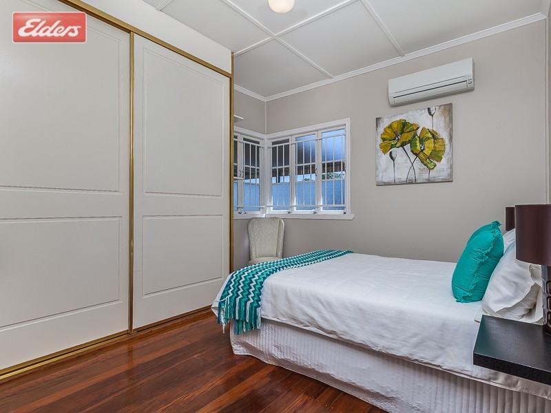 784 South Pine Road, Everton Park QLD 4053