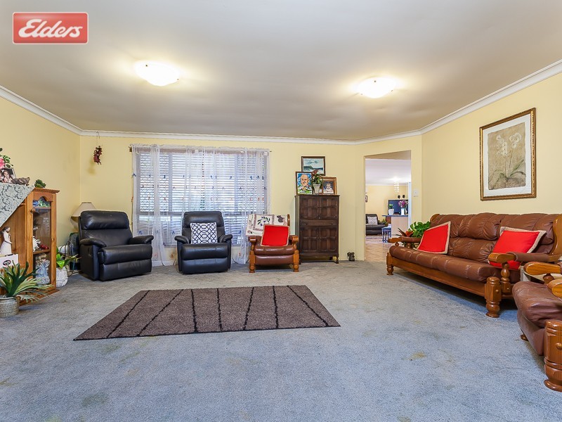 87 Hillenvale Avenue, Arana Hills QLD 4054