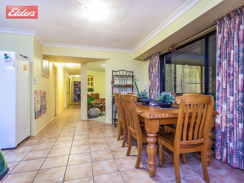 87 Hillenvale Avenue, Arana Hills QLD 4054