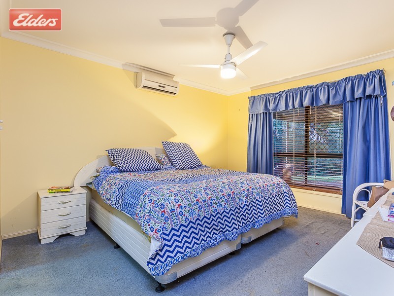 87 Hillenvale Avenue, Arana Hills QLD 4054