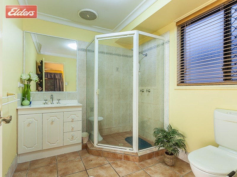 87 Hillenvale Avenue, Arana Hills QLD 4054