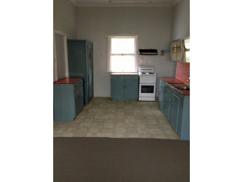 16 Arthur Street, Woody Point QLD 4019