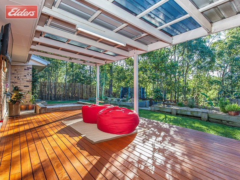 15 Tombondan Crescent, Ferny Hills QLD 4055