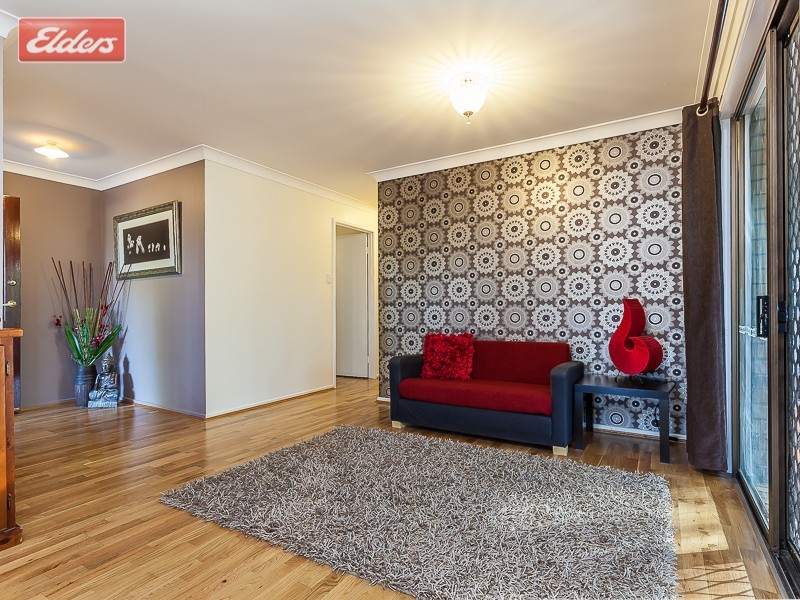 15 Tombondan Crescent, Ferny Hills QLD 4055