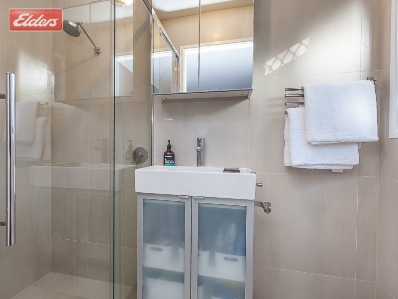 15 Tombondan Crescent, Ferny Hills QLD 4055