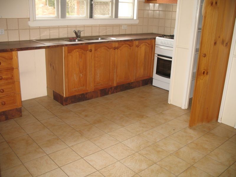 11 Sunny Avenue, Wavell Heights QLD 4012