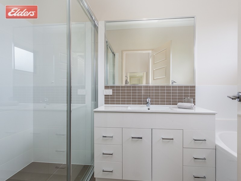 6 STAY STREET, Ferny Grove QLD 4055