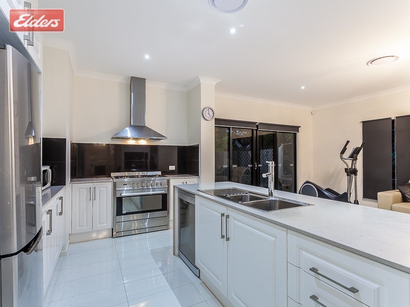 5 Barton St, Everton Park QLD 4053