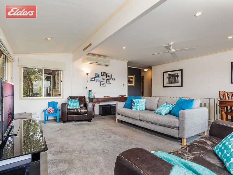 17 Kurrajong St, Everton Park QLD 4053