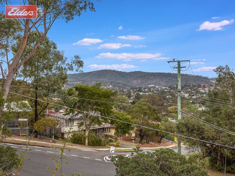 17 Kurrajong St, Everton Park QLD 4053