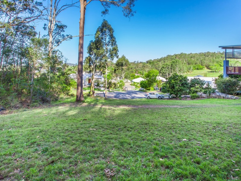 24 Naturesque Cl, Mitchelton QLD 4053