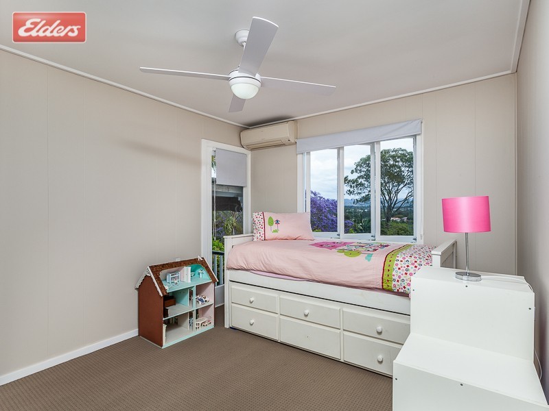10 Kurrajong St, Everton Park QLD 4053