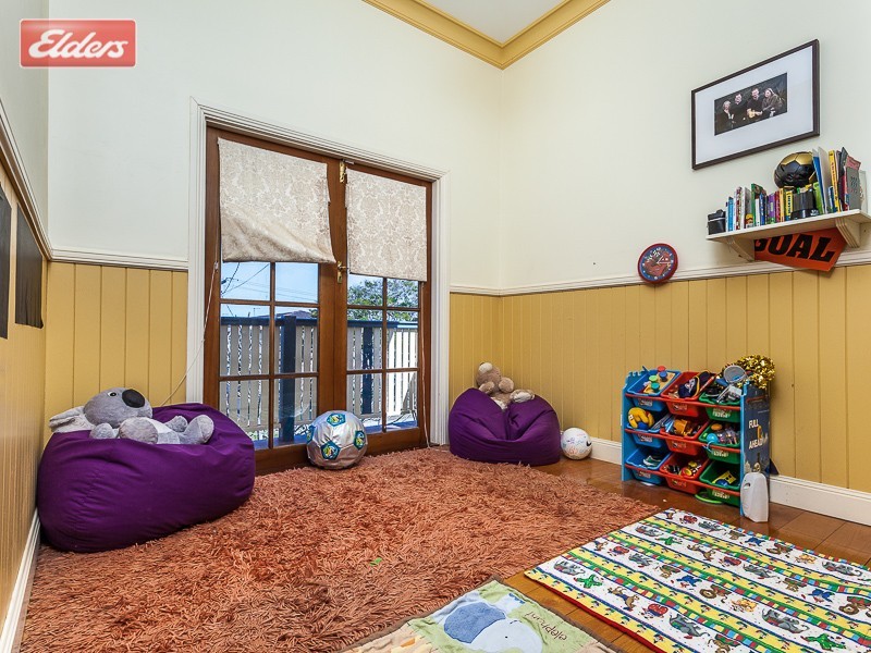 41 Leiper St, Stafford QLD 4053