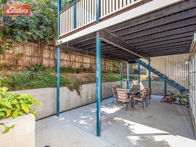 41 Leiper St, Stafford QLD 4053